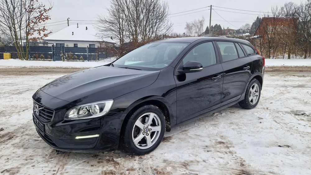 Volvo V60 2,0d 6biegów *Bez rdzy* Po opłatach 27000zł netto