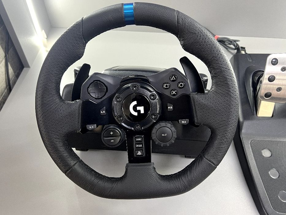 Б.В. Ігрове кермо Logitech G923