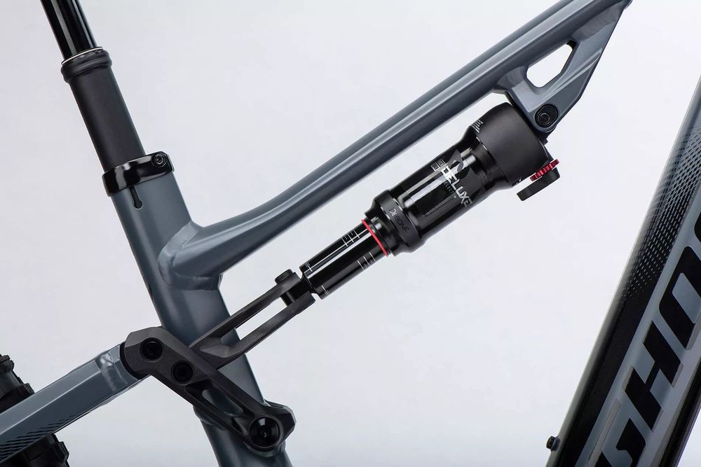 Rower elektryczny Ghost E-ASX 160 Universal AL, rozmiar 44, BOSCH