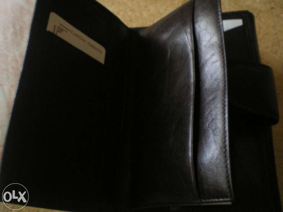 Carteira de pele nova - Marca Jossan