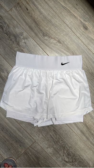 Шорти Nike розмір М