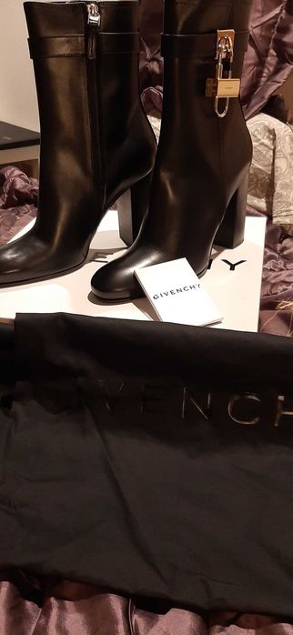Buty Givenchy  skóra orginał roz 40 .