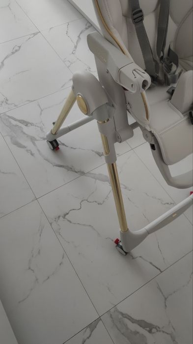 Cadeira Papa Peg Perego Prima Pappa Follow Me Gold