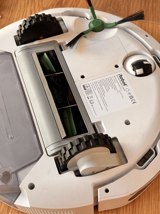 Aspirador Robô IROBOT Combo Roomba 2 Essential