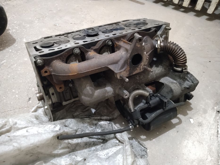 Głowica RENAULT Laguna II 1.9dCi