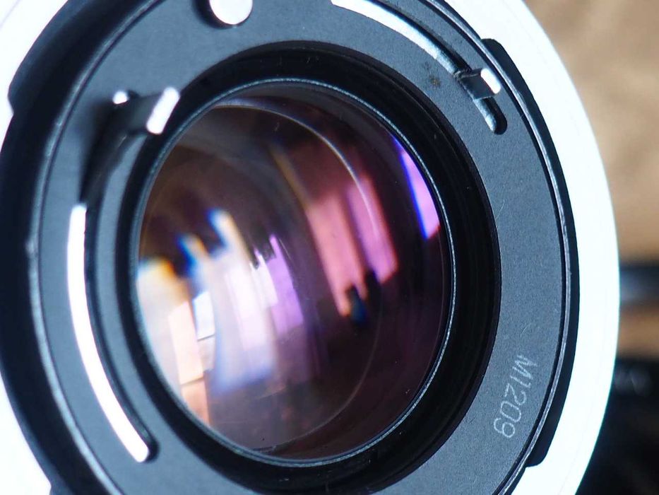 Obiektyw Canon FD 100mm f2.8 ”Silver Ring”.