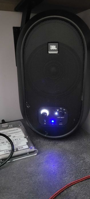 Jbl 104 bt para monitorów  tanio