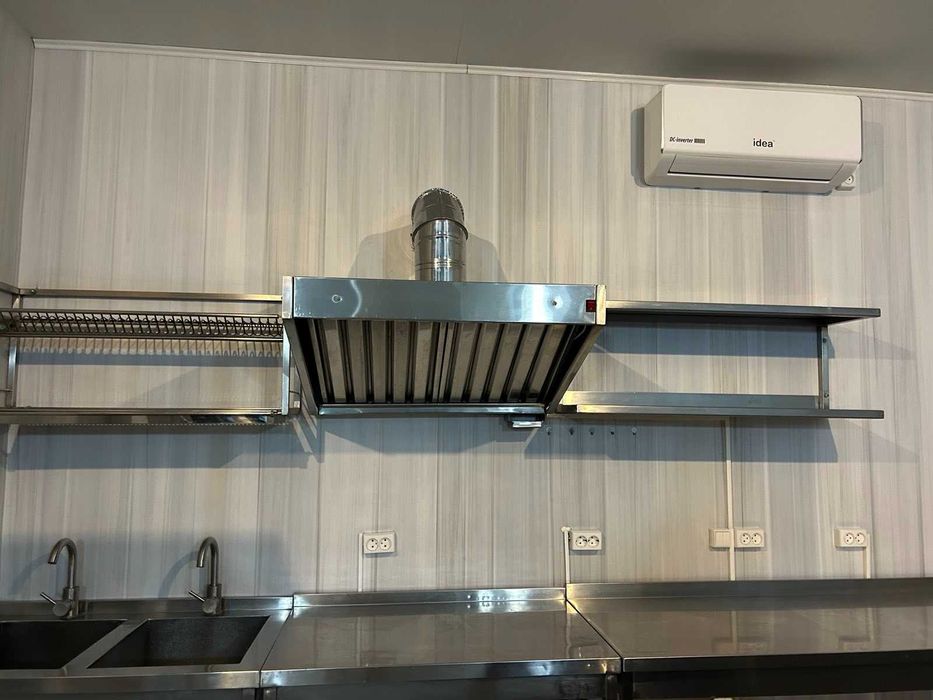 Оренда фасадного приміщення 64 м² + тераса. Район котеджів