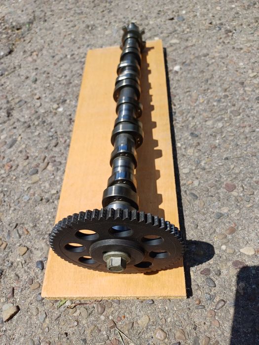 Розподільний вал Джип Компас 2020