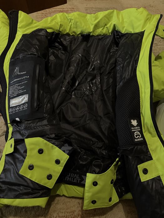 Лижна куртка нова