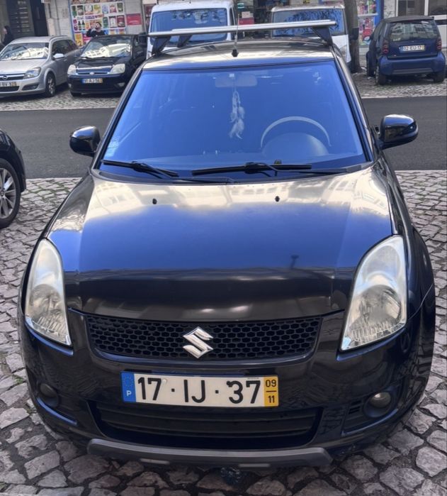 Susuki swift  1.3. DDSI  ( negociavel )
