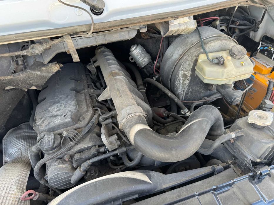 Мерседес вантажний MERCEDES SPRINTER 616