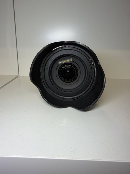 SIGMA 16-300mm f/3,5-6,7 DC OS RF-s