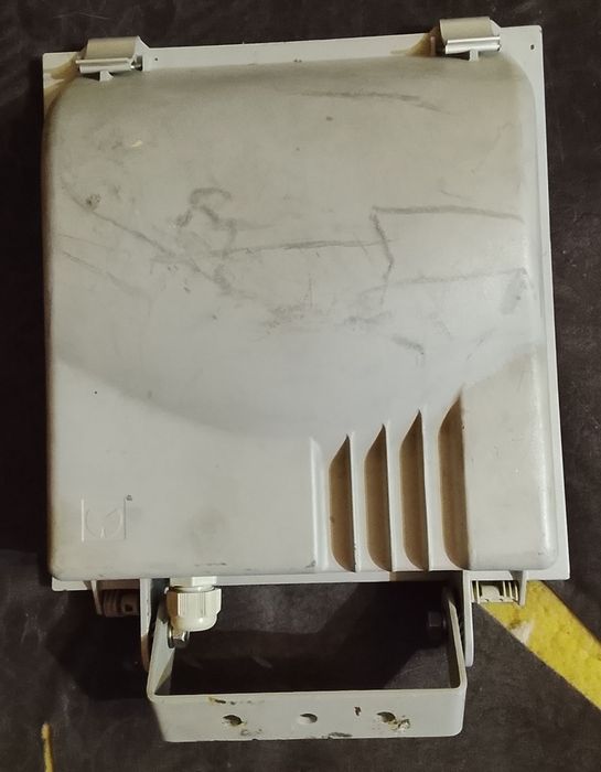 Reflektor  Metahalogenkowy 150W JOLLY  IP65 symetryczny