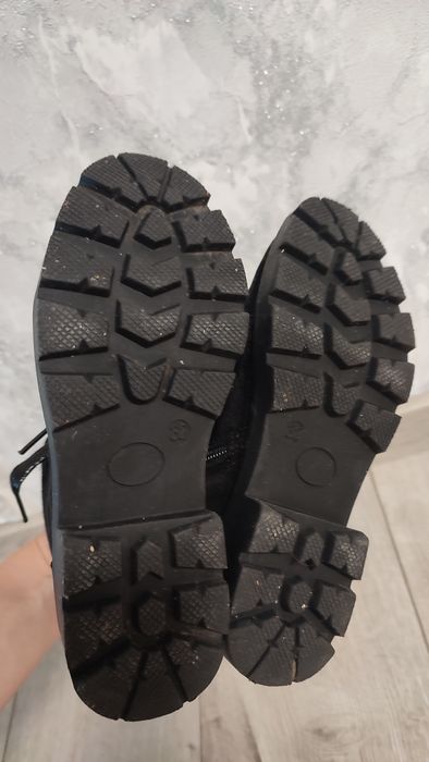 Черевики на дівчинку, розмір 32,