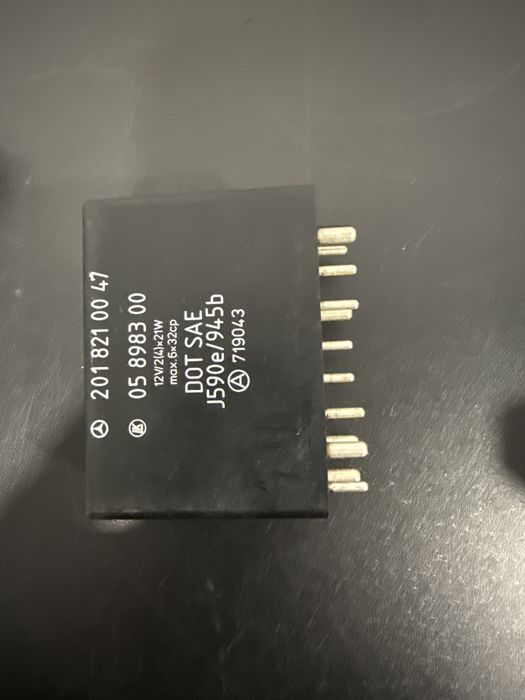 RELE DE PISCAS E LIMPA VIDROS  MERCEDES W124 190 D