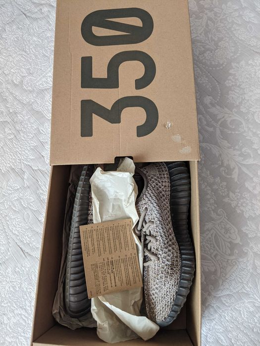 Yeezy Boost 350 V2 Ash Stone