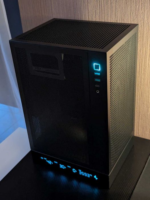 | Komputer Gamingowy SFF | mini-ITX | RTX4060 | Ryzen 5600 | 32GB RAM | 1TB SSD |