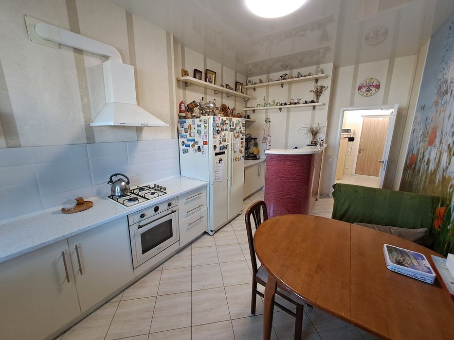 2-комнатная квартира по адресу ул. Приморская (площадь 81 м²) - Atlanta.ua - фото 6