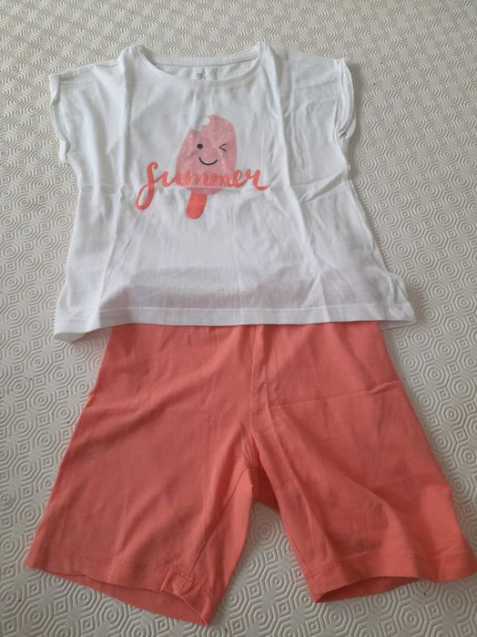 T-shirt e calção menina 4/5 anos