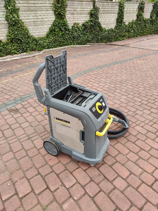 Parownica odkurzacz parowy KARCHER SGV 6/5 Praszczyki • OLX.pl