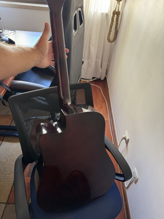 Guitarra eletroacustica