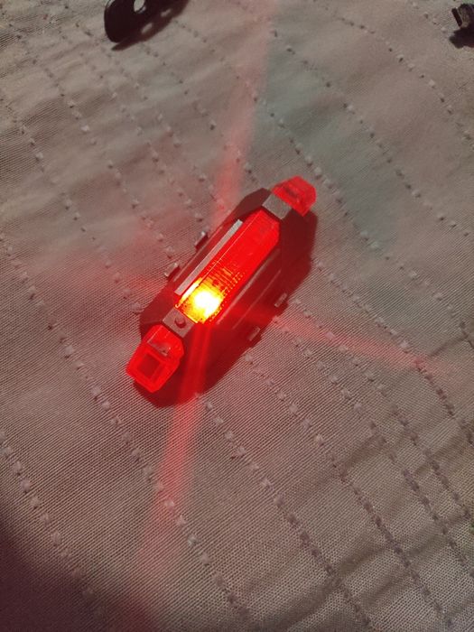Lampka rowerowa czerwona tylna usb wodoodporna tylnia światło rowerowe