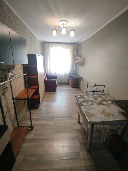Продаж кімнати в гуртожитку