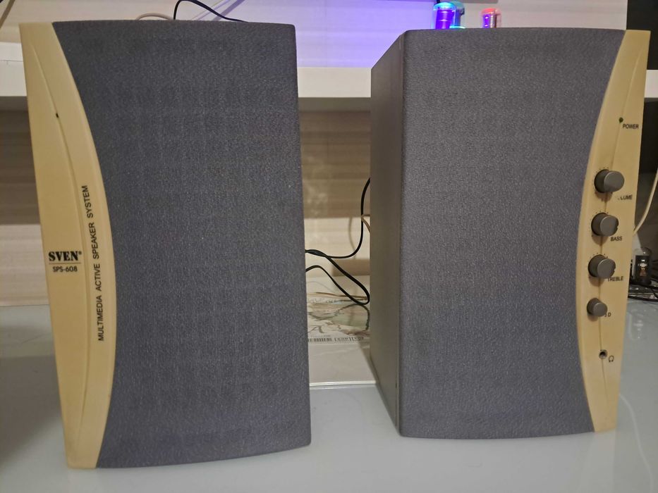 Активні колонки Sven SPS-608
