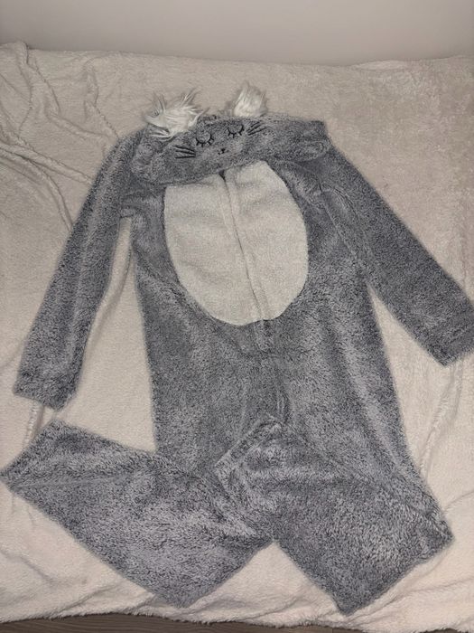 Szary pluszowy kombinezon kot kigurumi piżama S kotek ciepły