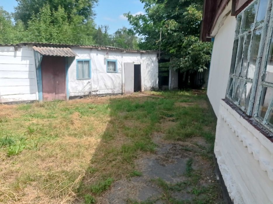 Житловий будинок Кутищі. Можливий обмін на Бус.