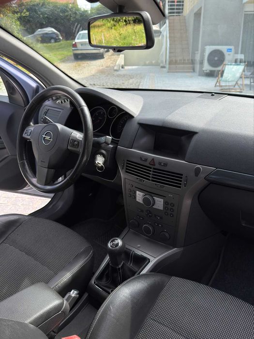 Opel Astra 1.7 CDTI Cosmo Nacional 140.000 km Muito Estimado