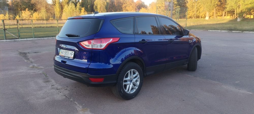 Продам Ford Escape 2.5 Г/Б