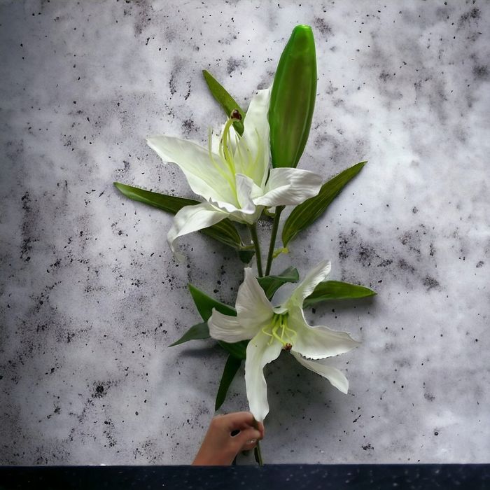 LILIA Gałązka Sztuczny Kwiat Bukiet kolor Biały 75cm jak Żywe