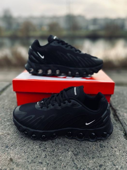 Летние стильные кросовки nike tn plus черные мужские кросовки дышащие красовки найк амортищирующая подошва гелевые подушки