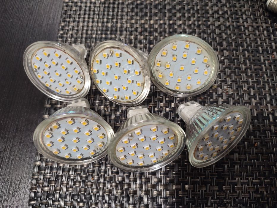 Lâmpada E14 casquilho fino