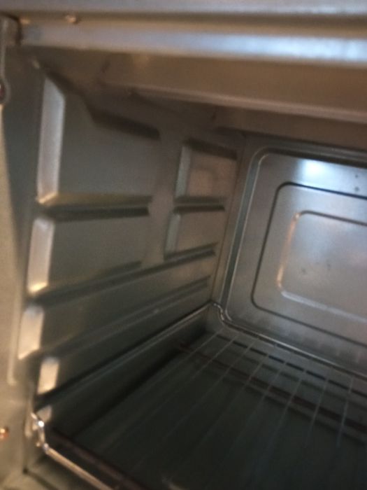Forno pequeno elétrico