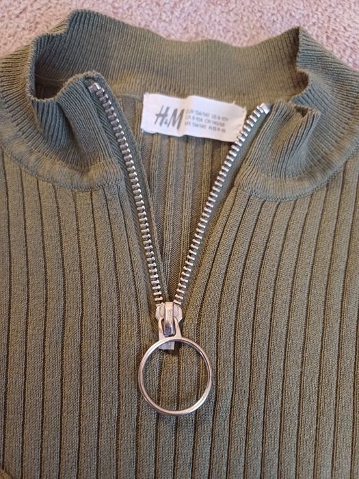 Оливковий топ. Ідеальний стан.