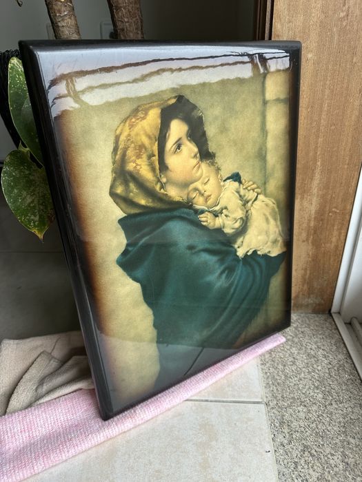 Quadro religioso em vidro – Virgem Maria com Menino Jesus
