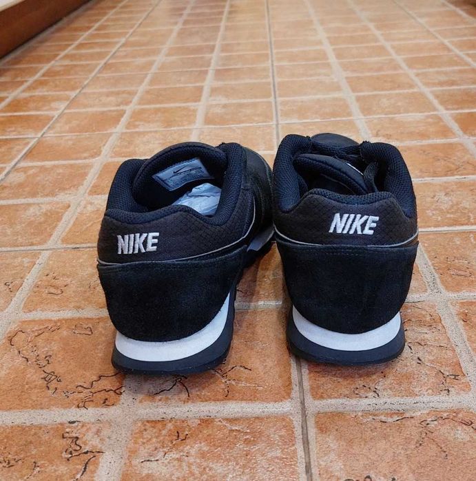 Кросівки NIKE MD Runner 2 41р. 26.5см