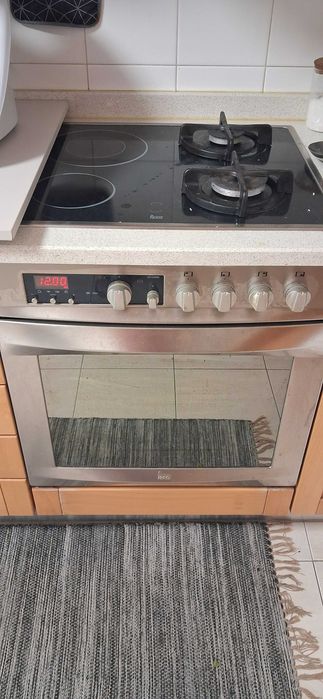 Placa e Forno Teka Encastrável em Bom Estado