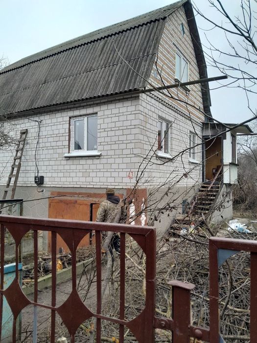 Ялинка, 8,16 соток. БЕЗ ТОРгу. Дача. Эвiдновлен. нi. Газ. 5 кiмнат. Д.