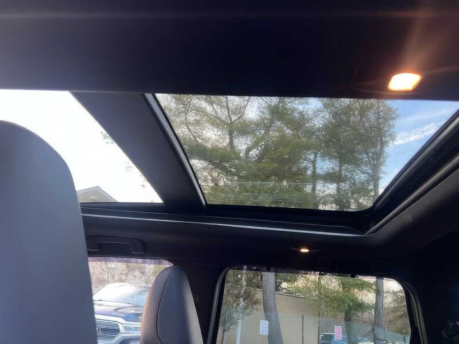 Mitsubishi outlander      2022