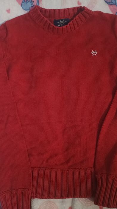 Sweter 158 czerwony stan bdb