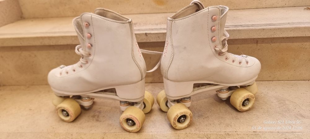 Patins criança como novos