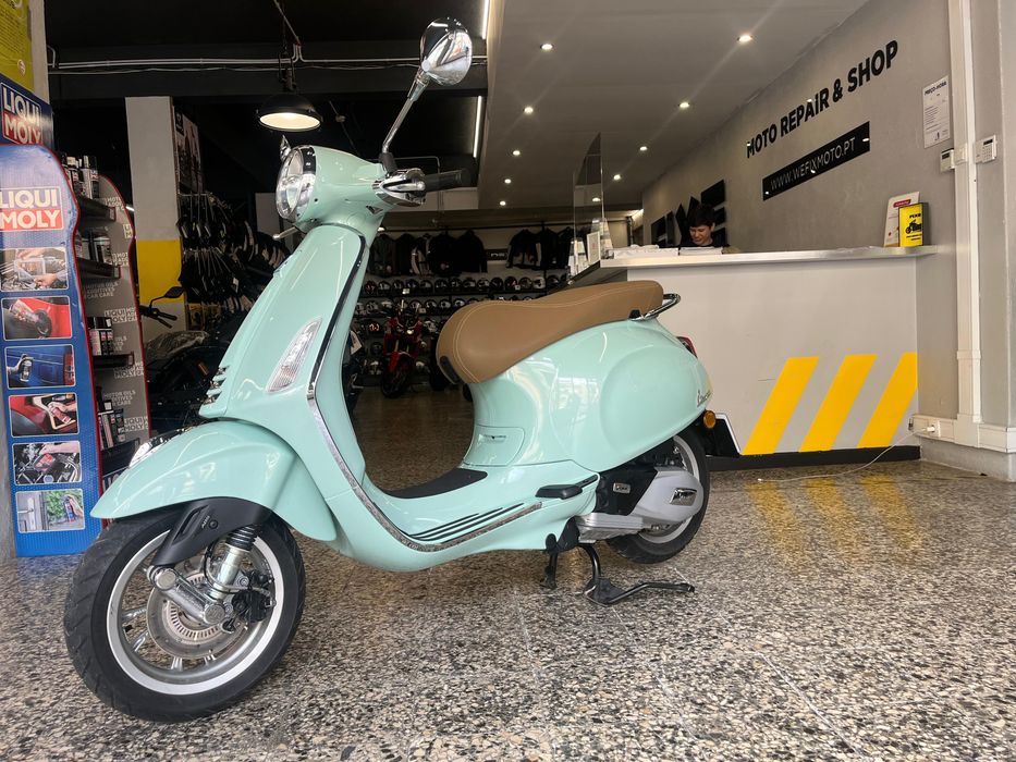 Vespa Primavera 125 cc de 2023 Em estado Irrepreensível 1167 Kms