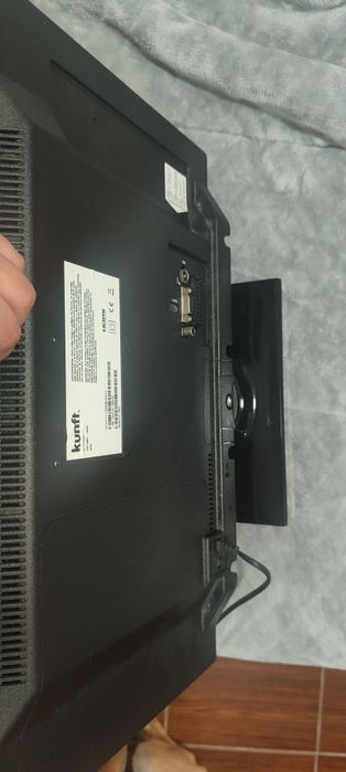TV kunft 22' com comando