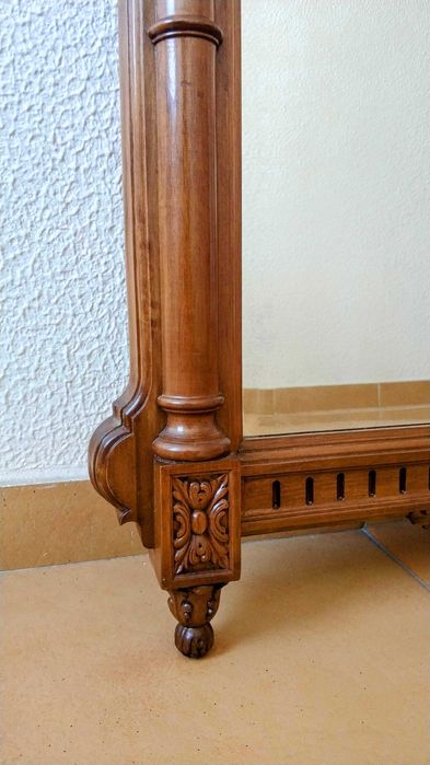 Espelho antigo de madeira maciça64584261501953124