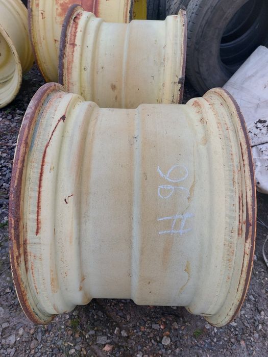 Felgi Rolnicze John Deere 30 cali 2 szt