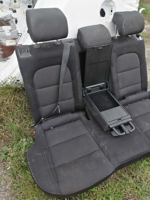 Заднє сидіння диван на Skoda Superb 2008-2015